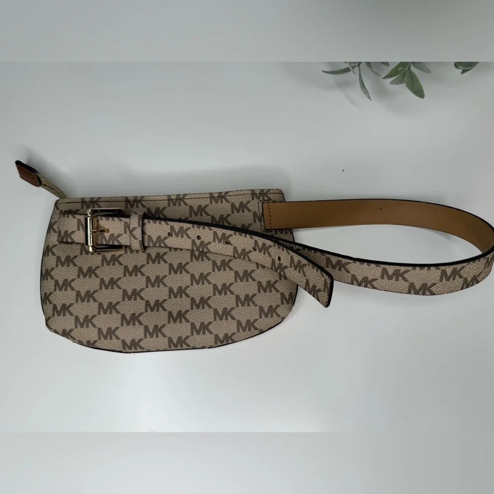 Michael Kors stylish michael